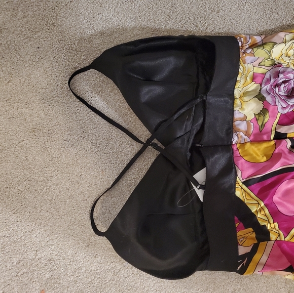 Silky tank dress🍒 - Picture 7 of 10